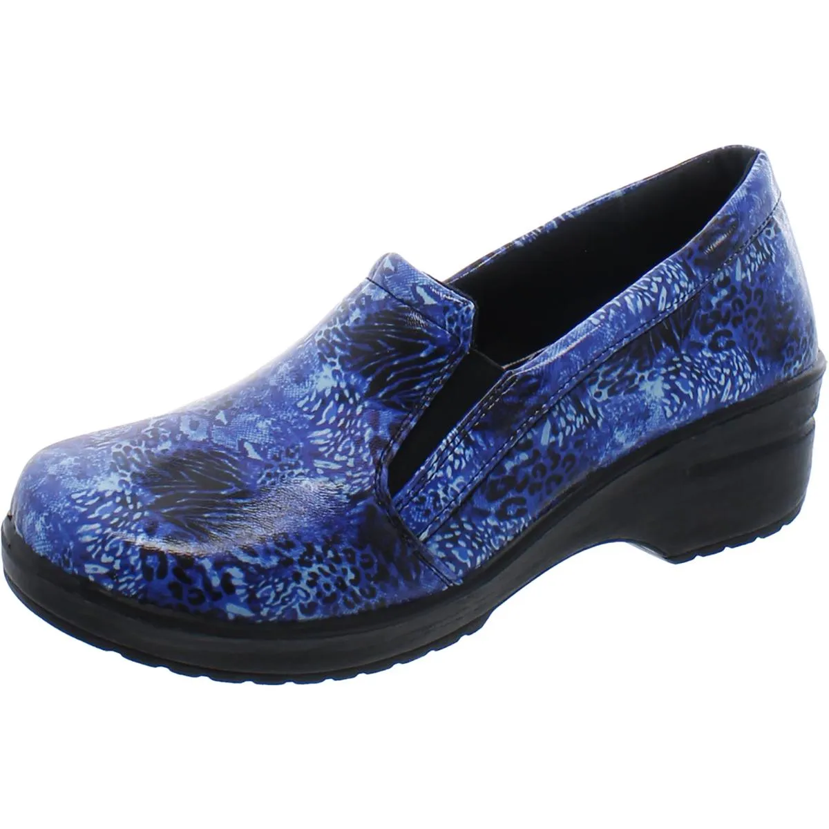 Easy Works by Easy Street Womens Leeza Patent Slip Resistant Clogs