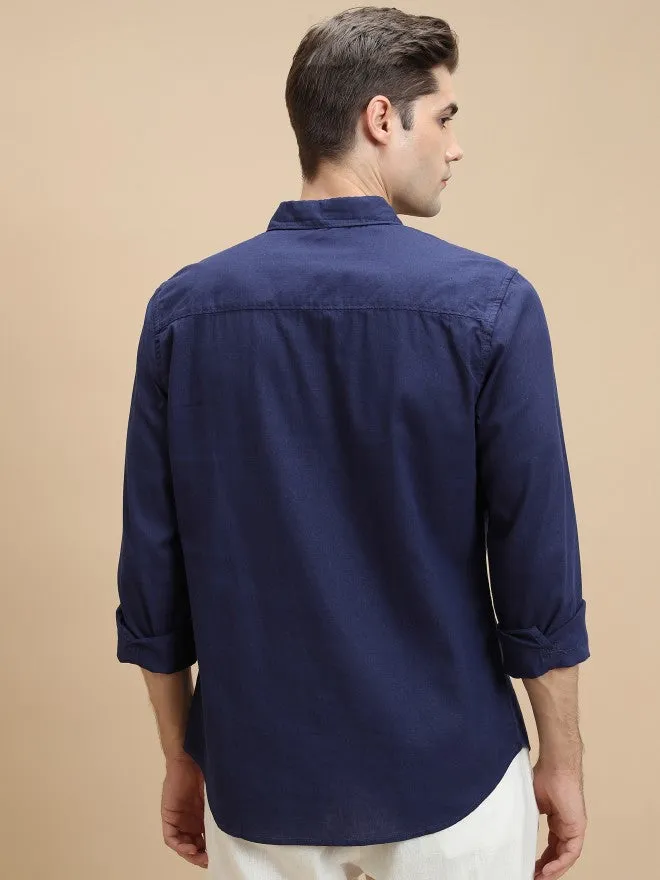 Men Blue Solid Slim Fit Casual Shirt