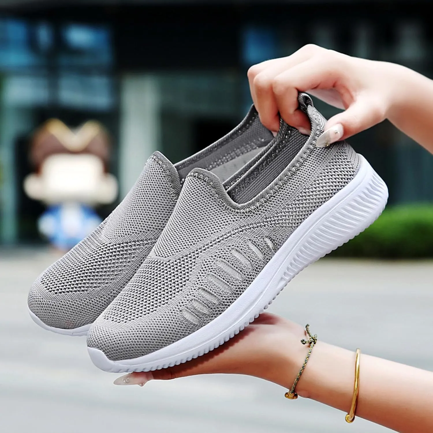 SECHRITE Women's Slip On Walking Shoes Mesh Orthopedic Shoes Slip On Comfortable Tennis Sneakers Workout Hands Free Shoes