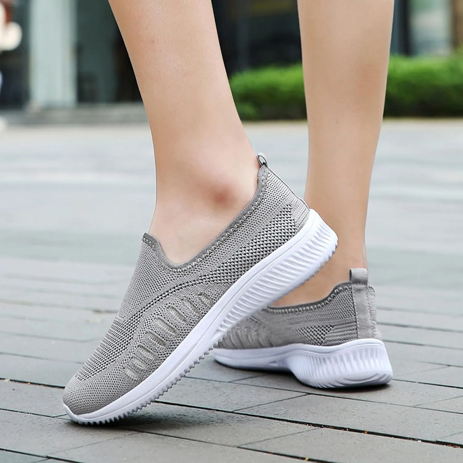 SECHRITE Women's Slip On Walking Shoes Mesh Orthopedic Shoes Slip On Comfortable Tennis Sneakers Workout Hands Free Shoes